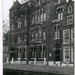 Het nog immer bestaande Leidse Volkshuis, alwaar het in 1919 allemaal begon.