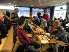 Philidor 4 spelend tegen Botwinnik 2 in november 2024